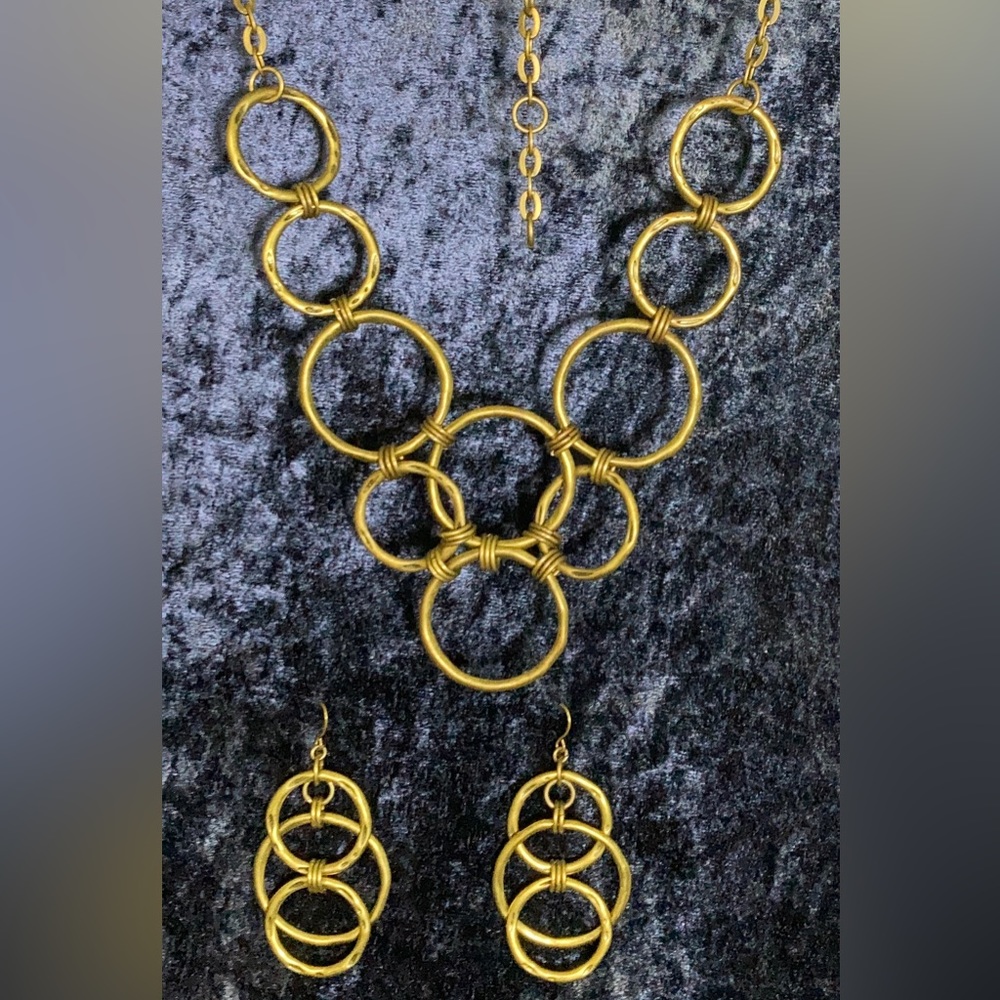 Premier designers necklace and earrings set.